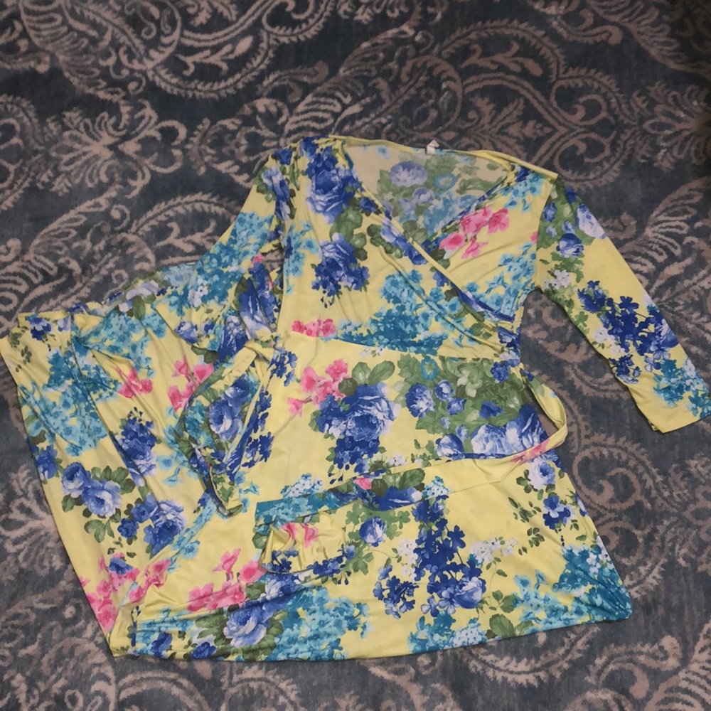 Pink blush yellow floral maternity dress L